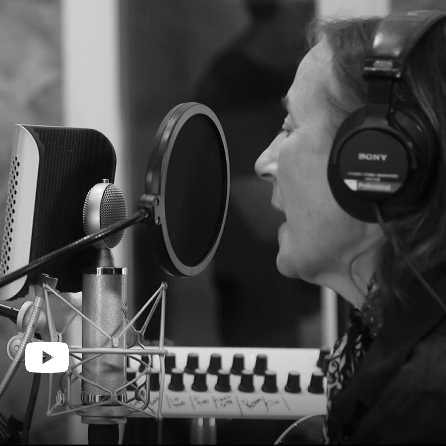 video Ellen Harper mit CMV 563-M 7 S
